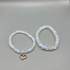 🆕 Elegant White Beaded Bracelet Set with Heart Charm - Handmade #162